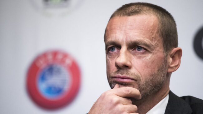 El presidente de la UEFA acusa a la prensa de haber exagerado el caso del beso de Rubiales