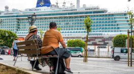 Denuncian que un crucero para mayores sirve de anzuelo para comprar votos en Melilla