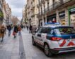 Cuatro detenidos por robar el móvil a un turista que murió al caer de un muro en Barcelona
