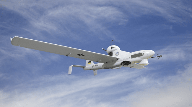 Luna NG, el portaaviones volador que carga hasta ocho drones kamikazes