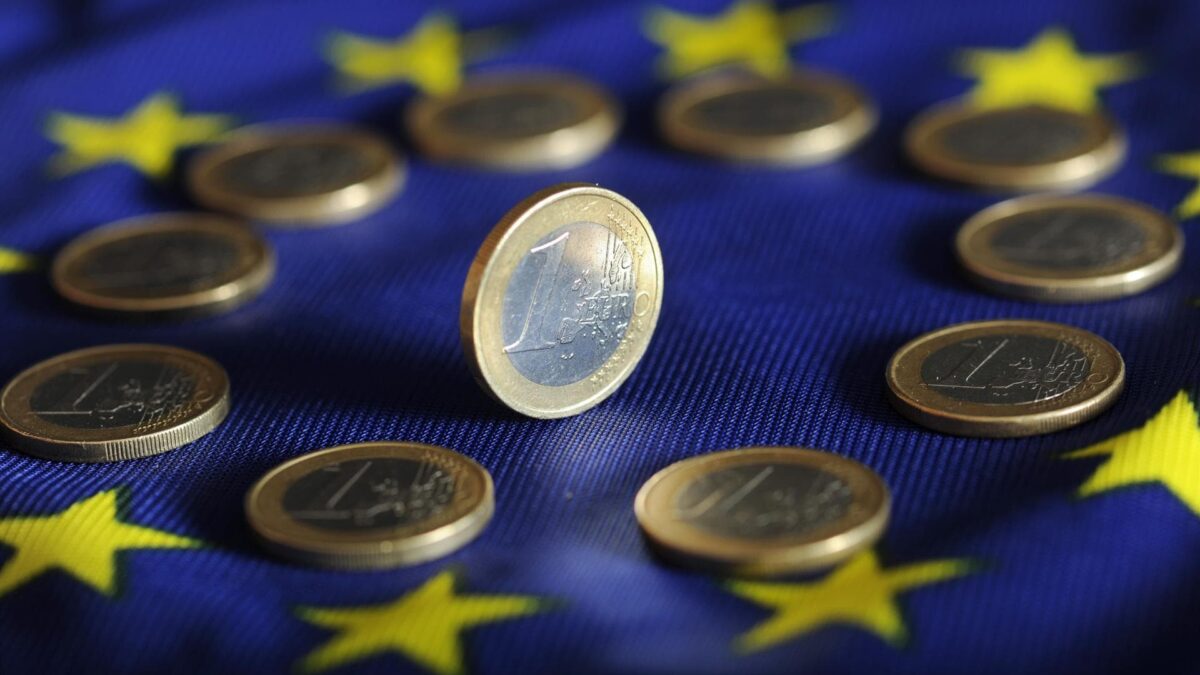 El PIB de la eurozona creció un 0,1% en el primer trimestre y el de la UE un 0,2%