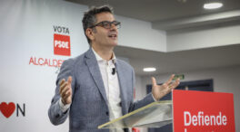 Bolaños acusa a Feijóo de poner en cuestión el voto por correo y le llama «líder ultra»