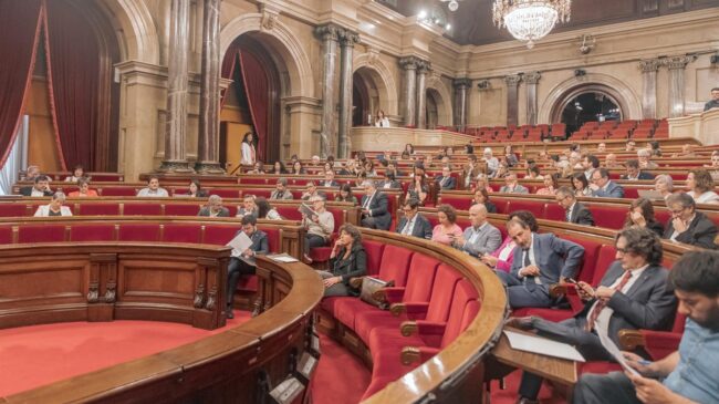 El Parlament rechaza la reforma del Reglamento del PSC para cesar a Borràs como presidenta