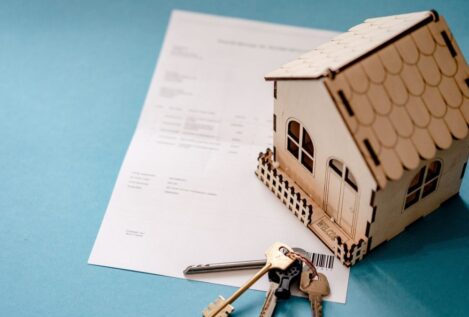 Nueva Ley de Vivienda: ¿quién paga los gastos de la agencia inmobiliaria?