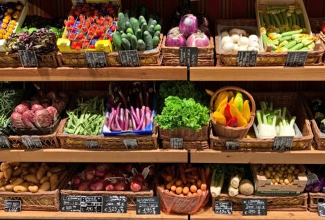 Estos son los alimentos  básicos que lideran la inflación en el último año