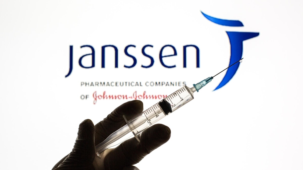 Janssen seguirá administrando su vacuna covid en España pese a su retirada en EEUU