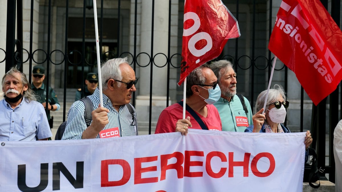 Sánchez desata la ‘guerra’ intergeneracional: los mayores de 65 poseen mayor riqueza media