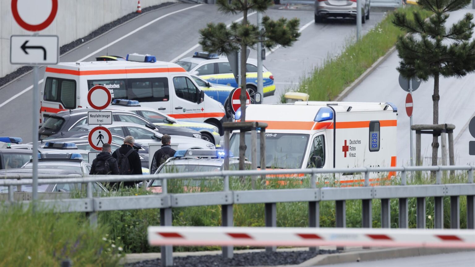 Dos muertos en un tiroteo en una planta de Mercedes-Benz en el sur de Alemania