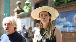 Amber Heard y una mudanza a Madrid marcada por los altibajos: arte, autógrafos y policía