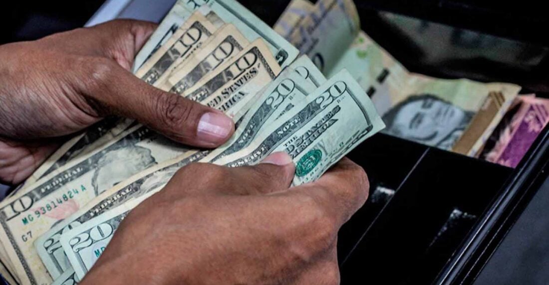 ¿Es posible una desdolarización en Venezuela?