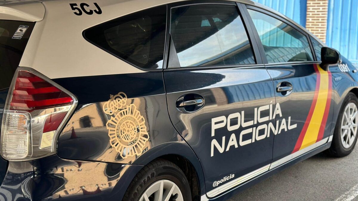 Muere un policía en Andújar (Jaén) en una pelea entre vecinos y su agresor es abatido a tiros