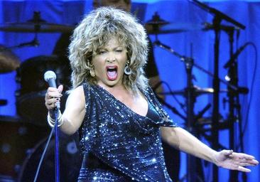 Tina Turner: huyó de un hotel tras ser brutalmente golpeada y encontró la luz en el budismo
