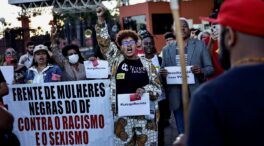 Otra protesta en Brasil denuncia el racismo contra Vinicius frente a la Embajada de España