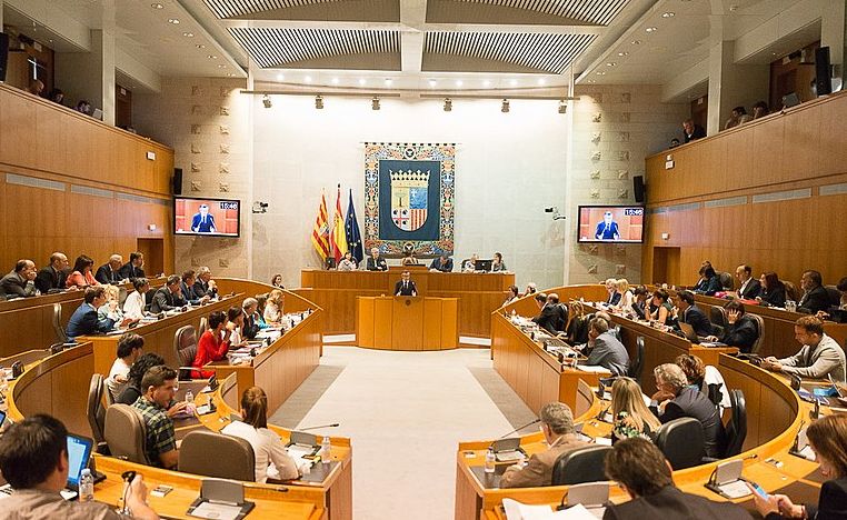 Vox anuncia un acuerdo con el PP para presidir las Cortes de Aragón