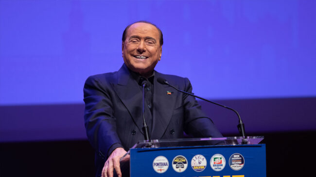 Muere Silvio Berlusconi, el magnate televisivo que inventó el populismo moderno