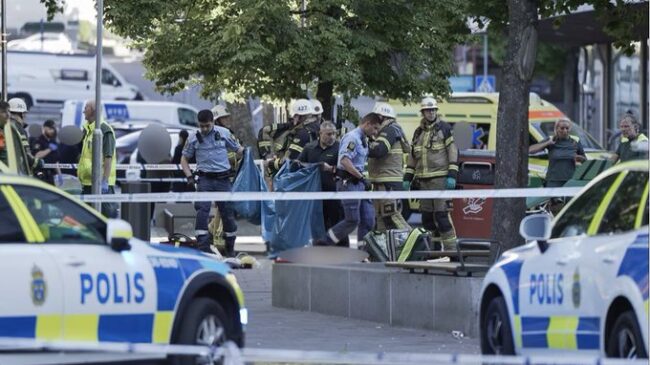 Un muerto y tres heridos en un tiroteo con armas automáticas en Estocolmo
