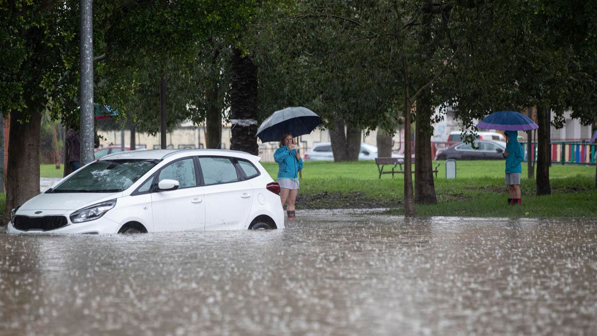 En alerta 13 comunidades, dos en naranja, por lluvias de hasta 40 litros y granizo