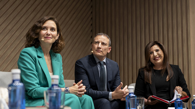 ‘Crónica de la degradación democrática española’