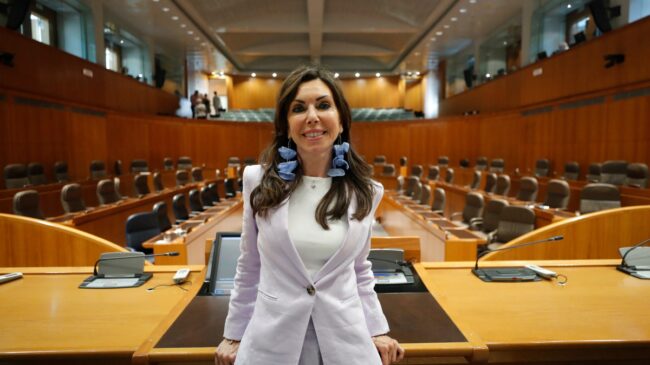 Vox se queda la Presidencia del Parlamento de Aragón con el apoyo del PP