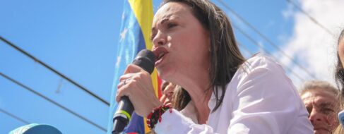 Venezuela confirma la inhabilitación de la candidata opositora María Corina Machado