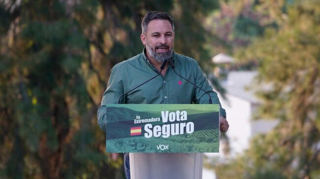 Vox renuncia a la vicepresidencia de Extremadura pero exige al PP alguna consejería