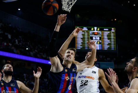 El Barcelona gana la liga ACB de baloncesto tras vencer al Real Madrid por tercera vez