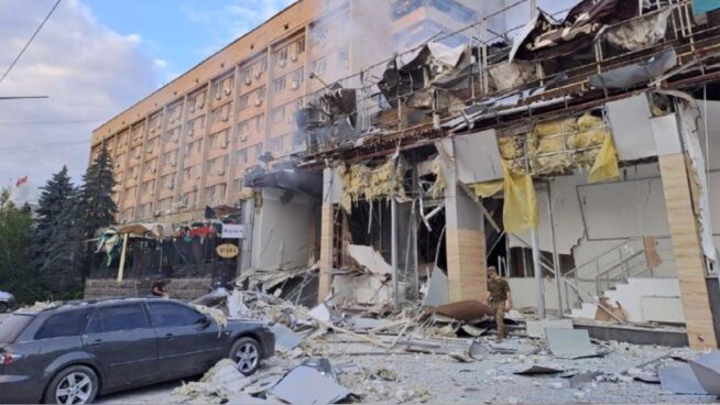Ocho los muertos tras un bombardeo ruso en Kramatorsk, Donetsk