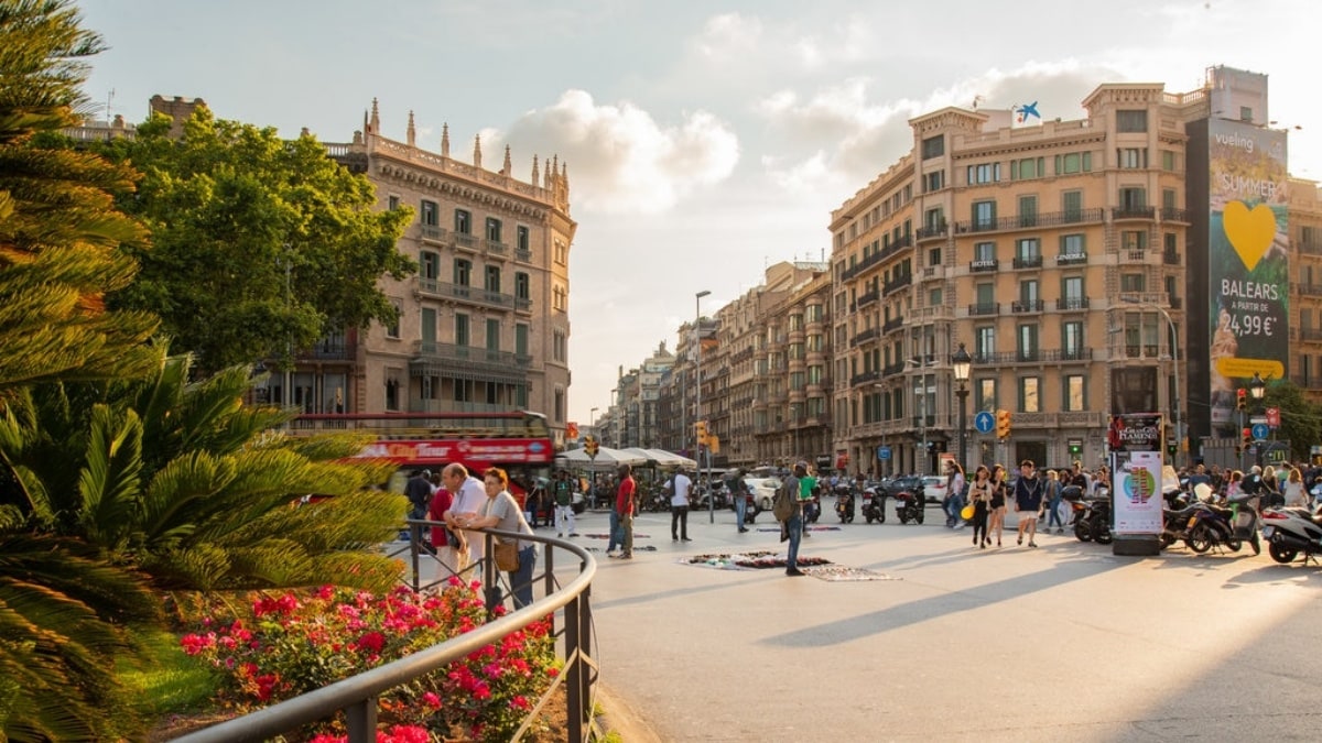  Un turista es asaltado en Barcelona dos veces en la misma hora por un reloj de lujo