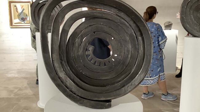 Chirino, el autor que esculpió el viento mediante la espiral