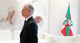 Urkullu enfada a los sindicatos de la Ertzaintza con una oferta «fake» a pocos días del Tour