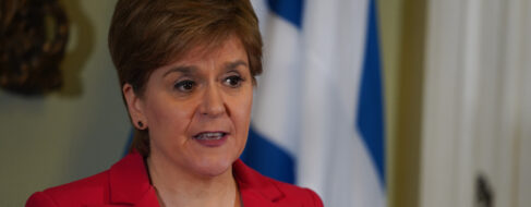 Arrestada Nicola Sturgeon en una investigación sobre las finanzas del Partido Nacional Escocés