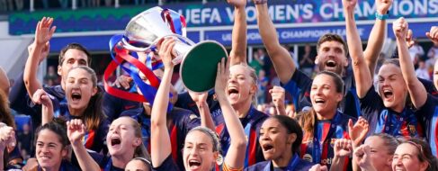 Fútbol femenino, dinero y machismo