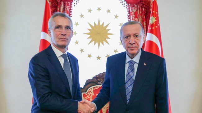 El jefe de la OTAN insiste a Erdogan en que levante el veto a Suecia: «Ha cumplido»