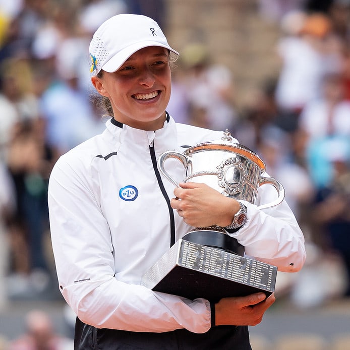 Iga Swiatek evita la sorpresa ante Muchova y conquista su tercer Roland Garros