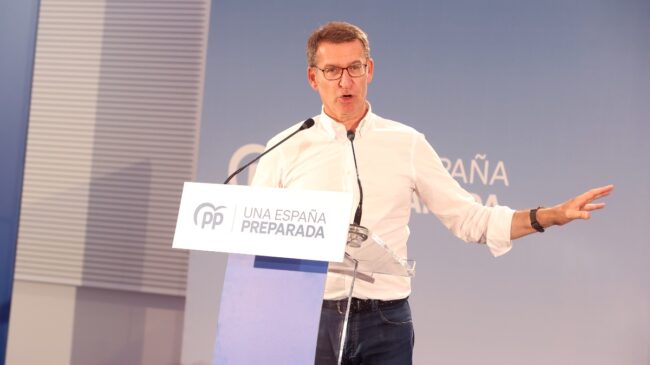 Feijóo anuncia que conversará con el PSOE sobre cómo serán los debates