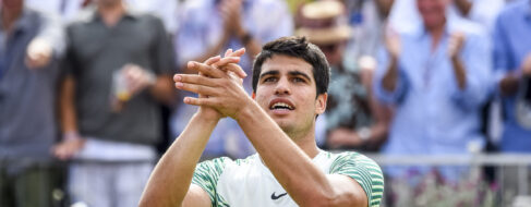 Alcaraz se proclama campeón del torneo de Queen's y ya mira a Wimbledon