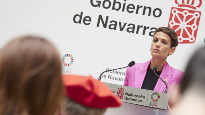 Chivite tilda de «hito histórico» que la Guardia Civil ceda la competencia de Tráfico a Navarra