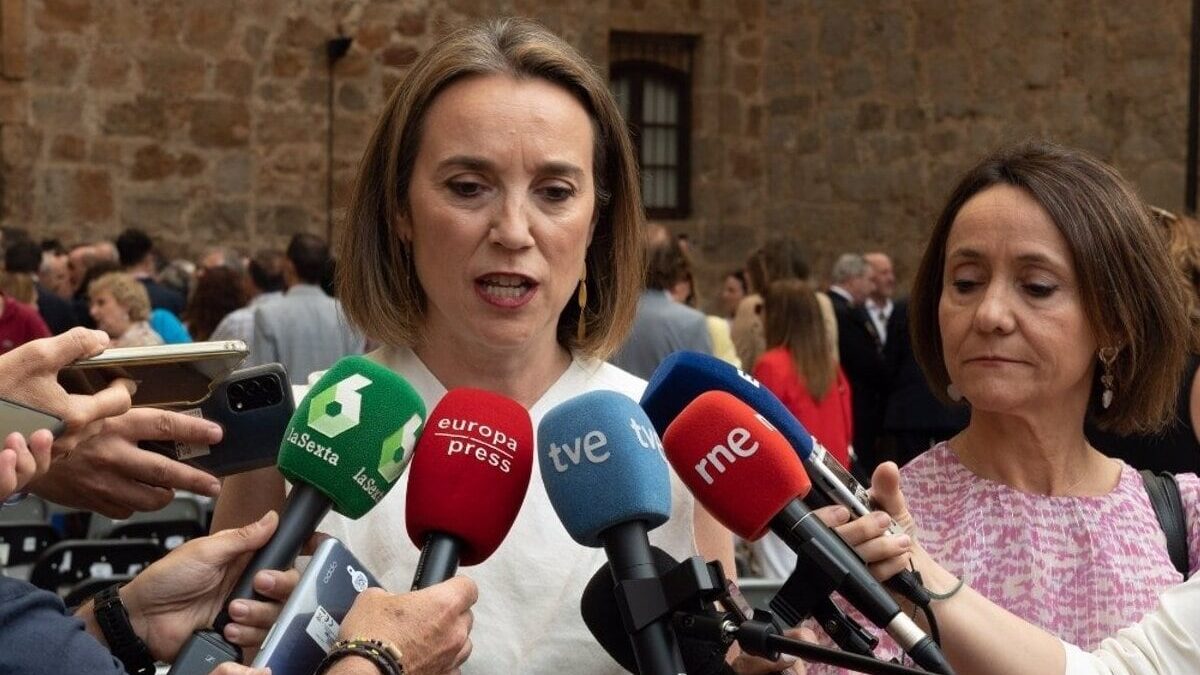 Gamarra acusa al PSOE de «colonizar las instituciones» por el nombramiento de Delgado