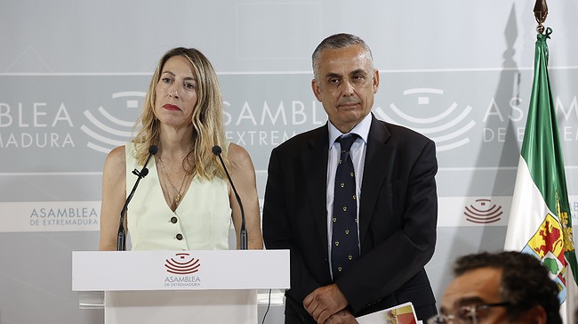 Encuesta | ¿Acierta María Guardiola al pactar un Gobierno con Vox en Extremadura?