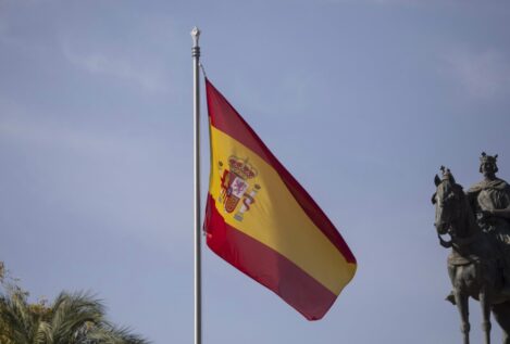 Estrasburgo obliga a España a indemnizar a un sindicalista que ultrajó la bandera