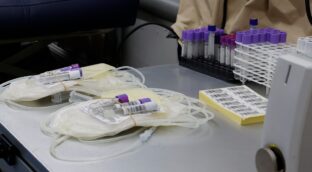 España dispara un 82% las exportaciones de hemoderivados por el impulso de Grifols