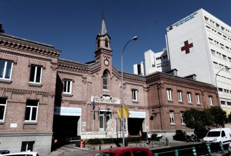 El Hospital de la Cruz Roja de Madrid lleva un año sin patólogo al frente del servicio