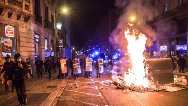 Un informe atribuye al independentismo el 98% de la violencia política que hay en Cataluña