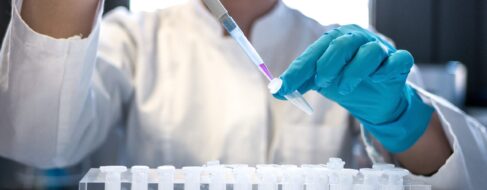 España, a la cola de la Unión Europea en inversión en I+D y muy lejos de los objetivos