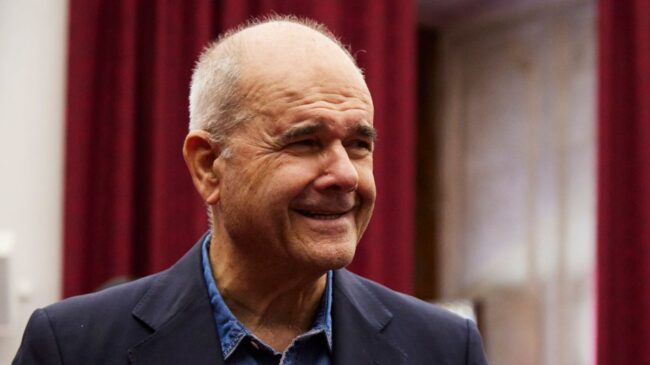 Manuel Chaves y ex altos cargos del PSOE lideran un manifiesto de apoyo a Sánchez