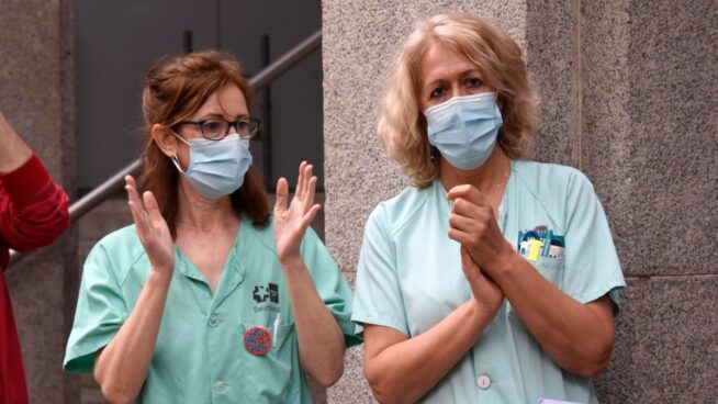 El Gobierno anuncia el fin del uso obligatorio de mascarillas en hospitales y farmacias
