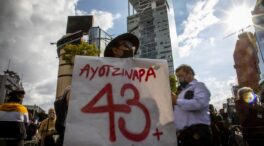 Los ocho militares mexicanos juzgados por la desaparición de 43 jóvenes rechazan declarar