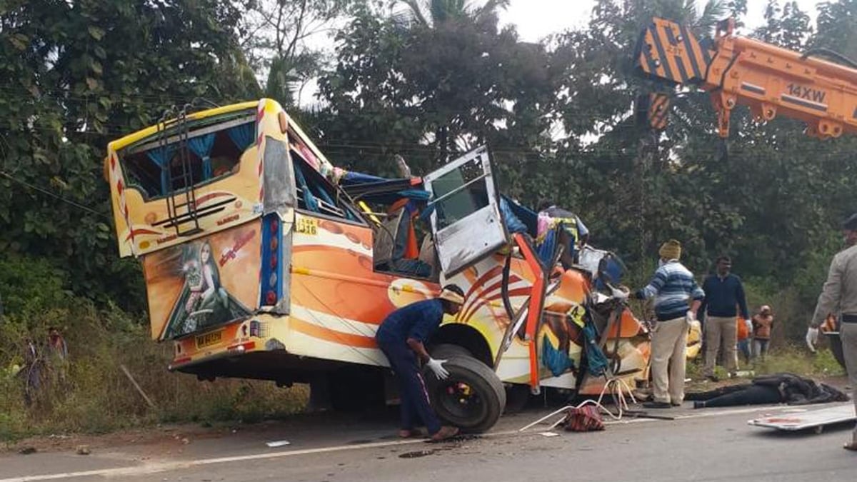 Mueren 10 personas por la colisión de dos autobuses en la India