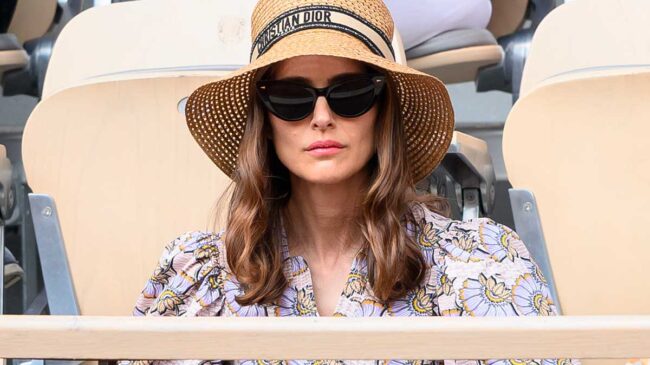 Natalie Portman reaparece tras los rumores de infidelidad de su marido (y su cara lo dice todo)