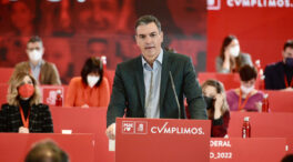 Los barones concederán una tregua a Sánchez hasta el 23-J: «Hay que salvar el PSOE»